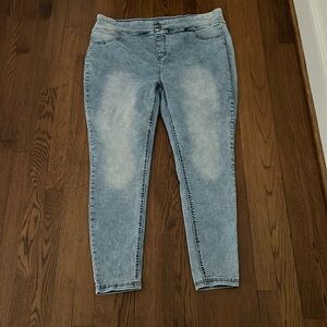 Pull on stretch Jeans